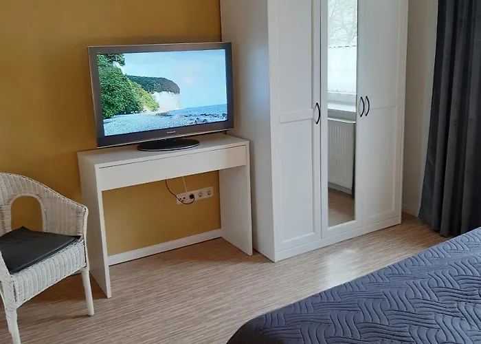 Urlaub Auf Der Insel Ruegen *